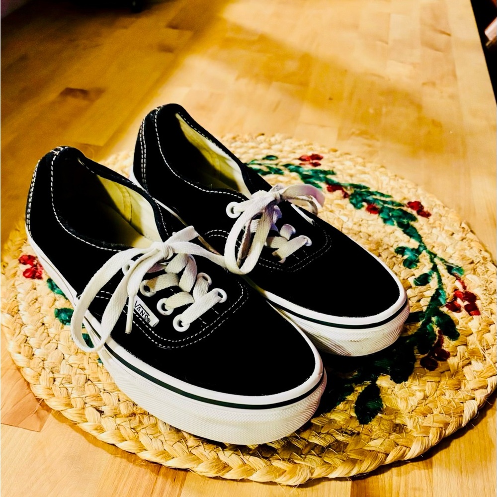 Vans Authentic black canvas shoes
